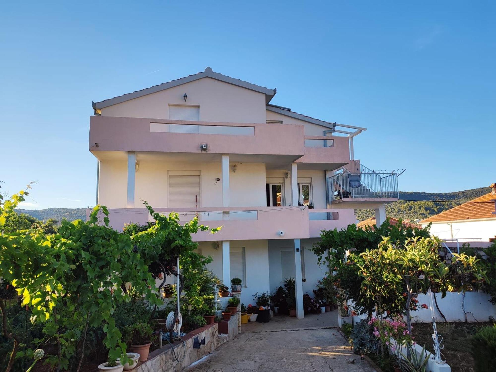 Apartment Slaven Vinišće Kültér fotó