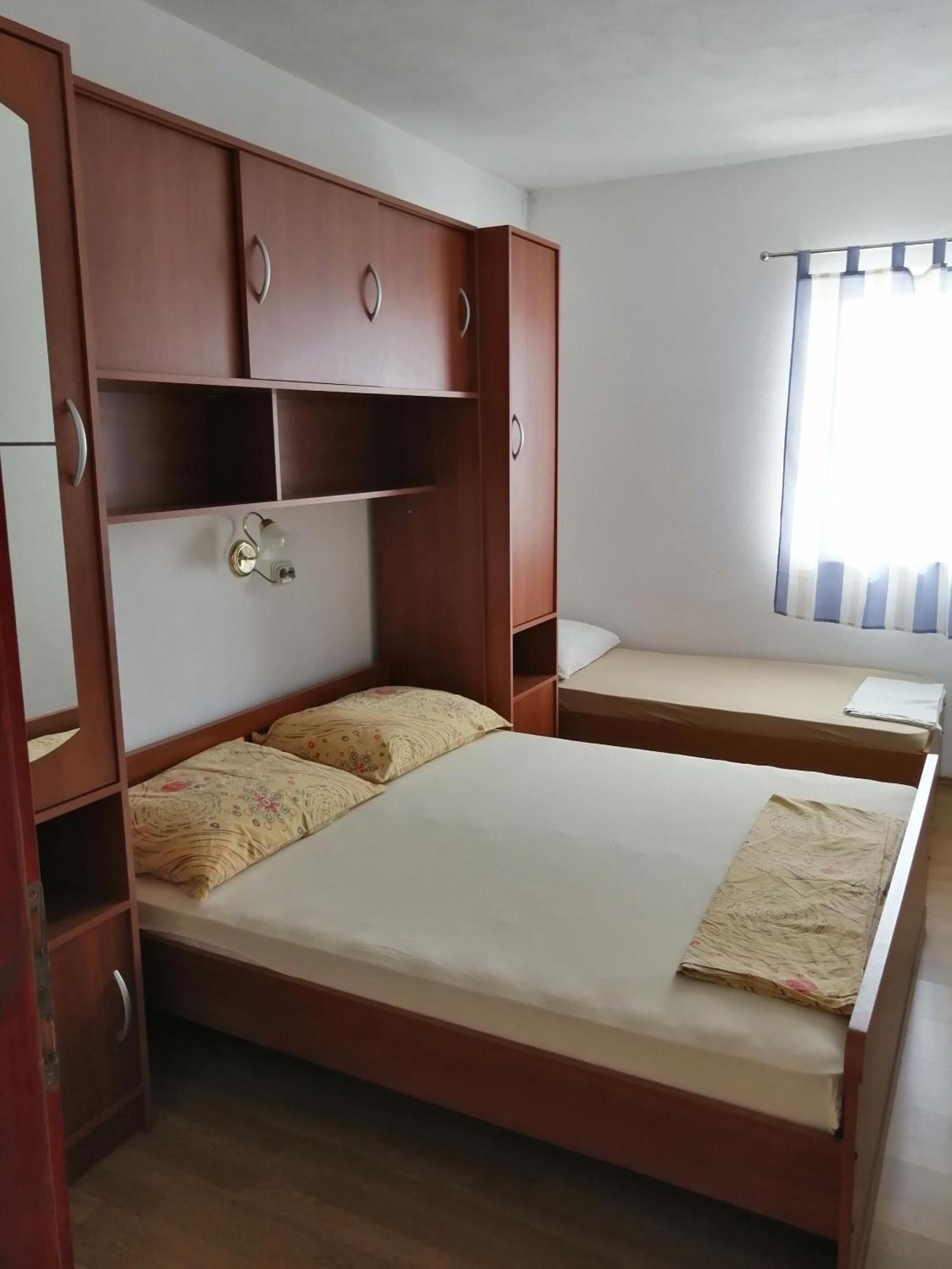 Apartment Slaven Vinišće Kültér fotó